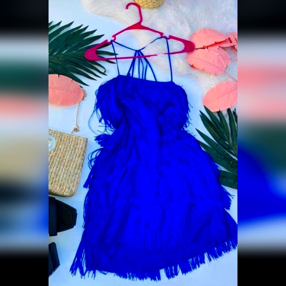Beautiful ZARA dress #SMALL ( I stay small)
